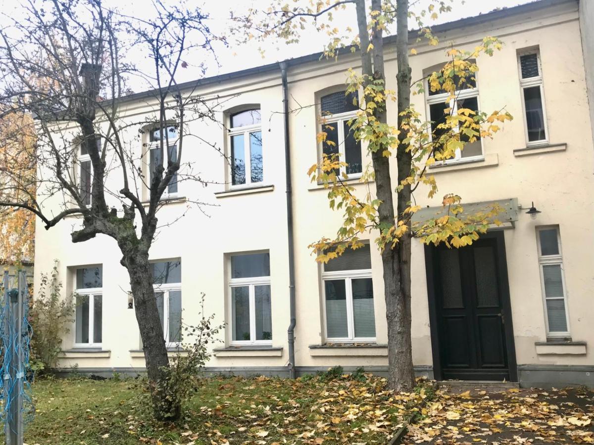 Wohlfuehl-Oase Mitten In Der Stadt - Garten, Grill, Netflix Und Drucker Λειψία Εξωτερικό φωτογραφία